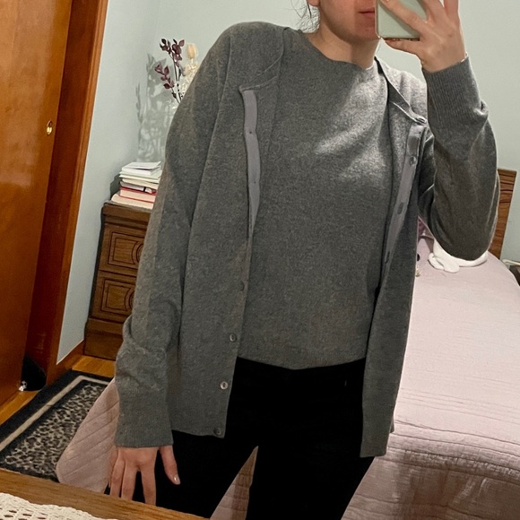 100% Cashmere Cardigan and Vest Combo - Picture 3 of 11